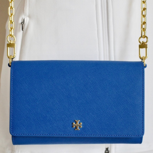 Tory Burch Handbags - TORY BURCH EMERSON CHAIN CROSSBODY